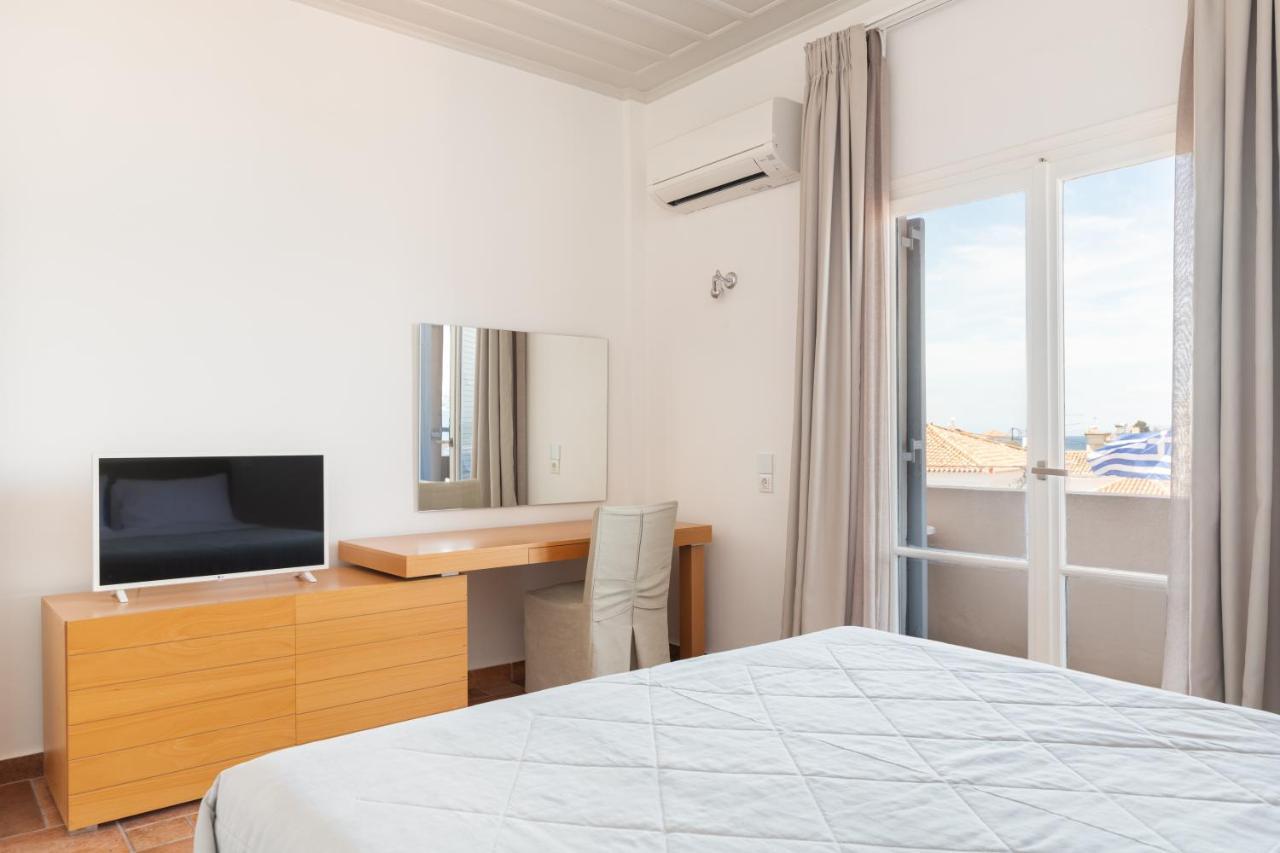 Hotel Roumani Spétses Eksteriør billede